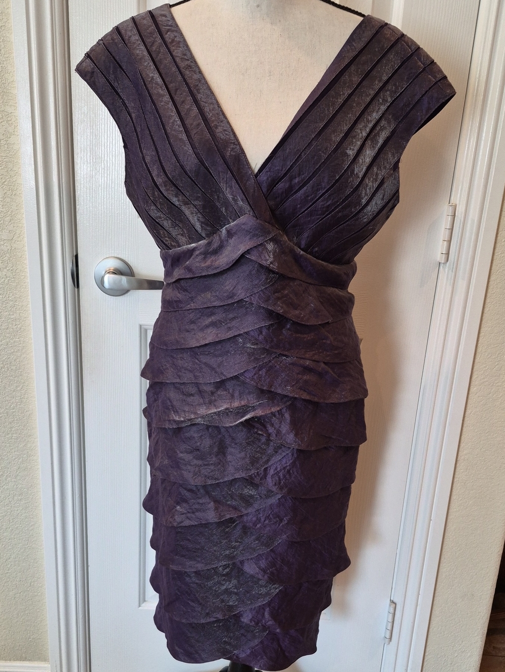 *Smokey Purple Shimme5 Dress sz 8